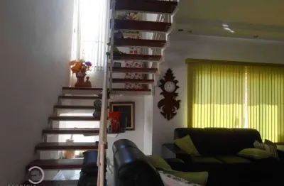 Sobrado com 3 dormitórios à venda, 240 m² por r$ 650.000,00 - bosque flamboyant - taubaté/sp