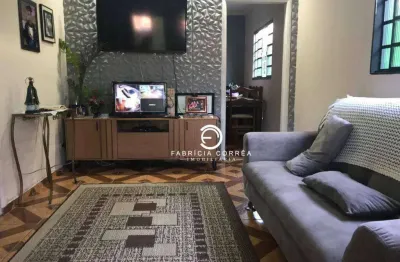 Casa ampla com edícula, churrasqueira e horta em taubaté