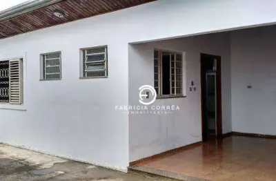 Casa ampla com edícula, rancho e churrasqueira – financiável