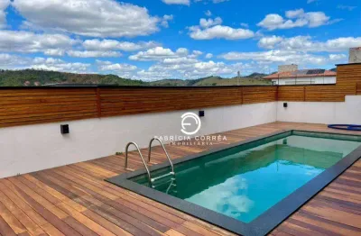 Casa moderna com piscina, energia solar e tecnologia integrada!