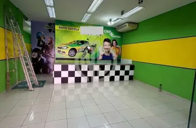 Prédio para alugar na Rua Voluntário Delmiro Sampaio, Santo Amaro, São Paulo