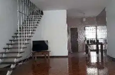 Casa com 3 quartos à venda na Rua Vitorino de Morais, Chácara Santo Antônio, São Paulo