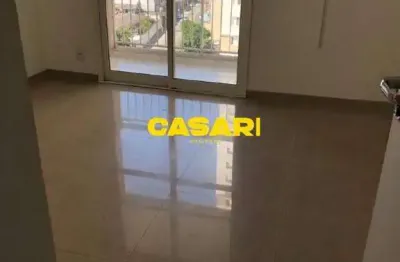 Apartamento com 2 dormitórios, lazer, próximo ao comércio.