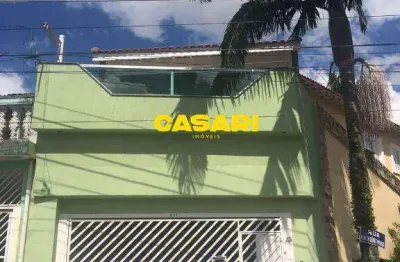 Sobrado com 3 suítes, escritório e churrasqueira à venda – nova petrópolis