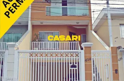 Sobrado impecável mobiliado com 3 suítes e espaço gourmet à venda – localização privilegiada