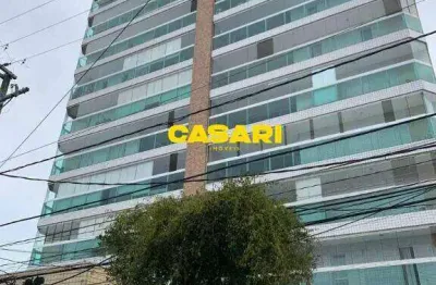 Cobertura duplex, com quintal, jacuzzi para 8 pessoas, 4 quartos, 208m2, jardim do mar, sbc, a 5 minutos do golden square shopping, av kennedy sbc