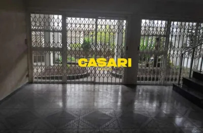 Sobrado 3 Dormitórios com Suíte, Churrasqueira e Vaga para 6 Carros – São Bernardo do Campo