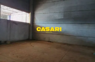 Galpão para locação no centro – terreno de 800 m² com 400 m² construídos