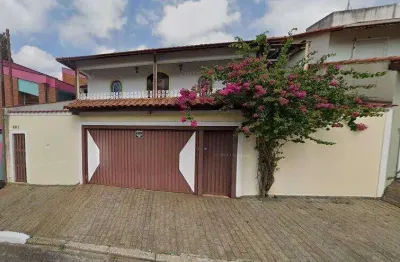 Casa térrea de alto padrão com 4 dormitórios e área gourmet no parque dos pássaros – 254m²