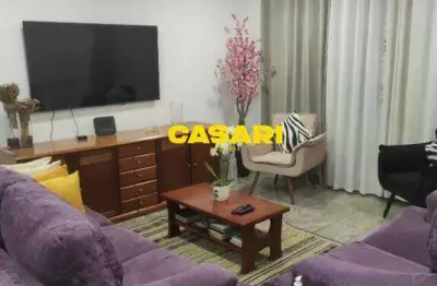 Sobrado com 3 dormitórios e espaço gourmet à venda ou aluguel no campanário - diadema/sp