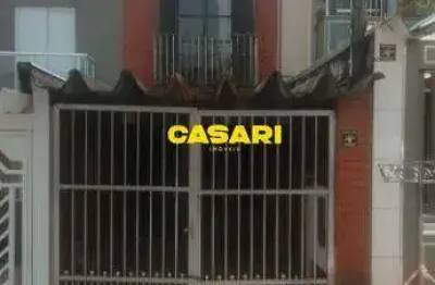 Sobrado com 2 dormitórios e vaga coberta à venda – conforto e praticidade