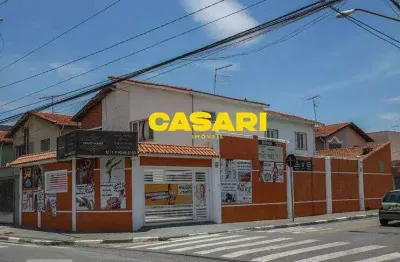 Sobrado à venda no rudge ramos – 3 dormitórios, suíte, área gourmet e 6 vagas – 248m²