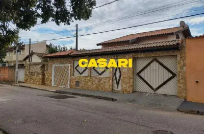 Sobrado à venda, 270 m² por r$ 660.000,00 - centro - boituva/sp