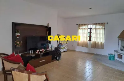 Sobrado com 4 dormitórios à venda no jardim clube de campo – condomínio com acesso à represa