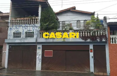 Sobrado térreo com 2 dormitórios e espaço gourmet à venda – 207 m² no baeta neves