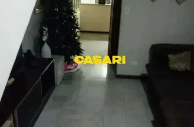 Sobrado à venda no taboão - 2 dormitórios, área gourmet e 3 vagas em são bernardo do campo