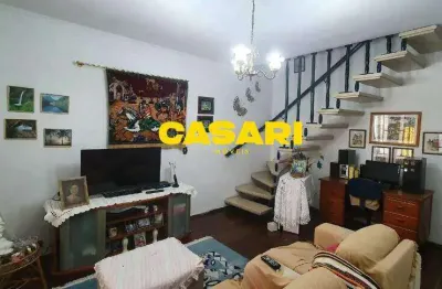 Sobrado à venda no centro de são bernardo – 2 dormitórios, 2 vagas e ótima localização – 116 m²