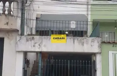 Sobrado 2 dormitórios em rua sem saída, próximo ao shopping golden square