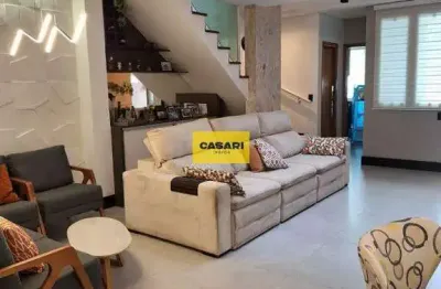 Sobrado moderno e reformado à venda no jardim – 4 quartos, 3 suítes, cobertura gourmet e muito conforto