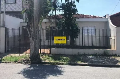 Casa térrea reformada à venda em rudge ramos – 2 dormitórios, área gourmet e 3 vagas