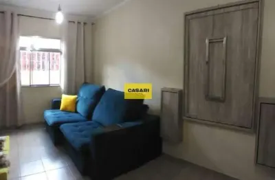Apartamento 2 dormitórios com planejados e garagem coberta à venda