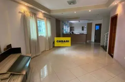 Sobrado à venda no centro de diadema com 212m², 3 dormitórios (2 suítes), escritório e churrasqueira