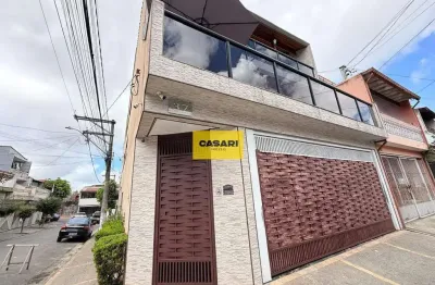 Sobrado de esquina com 3 suítes, área gourmet e salão locado – bairro dos casa, são bernardo do campo