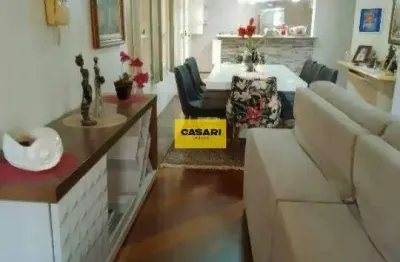 Sobrado completo com planejados, suítes, edícula e churrasqueira