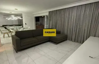 Apartamento para locação no Centro de Santo André com 2 suítes e lazer completo