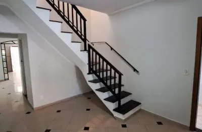 Casa com 3 quartos para alugar na Rua das Begônias, 272, Vila Marchi, São Bernardo do Campo