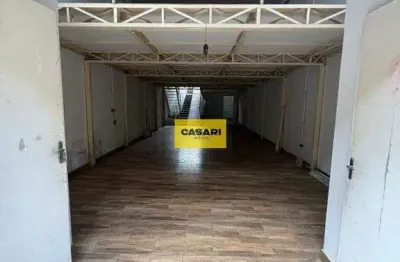 Salão Comercial com Mezanino e Escritórios para Locação – Amplo e Versátil