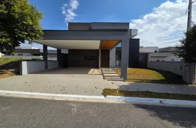 Casa térrea em condomínio | 3 suítes | 156m² – reserva aruanã, floresta