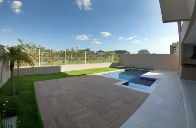 Casa alto padrão no jardim do golfe | 4 suítes | piscina | 373m²