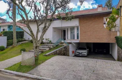 Casa térrea com 5 dormitórios, sendo 4 suítes, 350 m² - venda por r$ 2.270.000 ou aluguel por r$ 12.900/mês - morada dos pássaros - barueri/sp