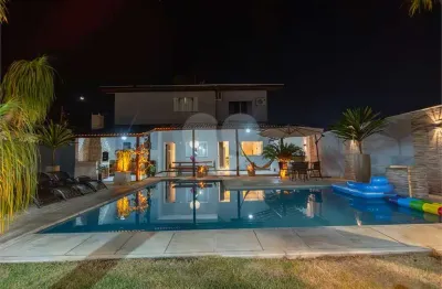 Casa à venda com 6 quartos, sendo 2 suítes,  em outerio da glória, porto seguro - ba