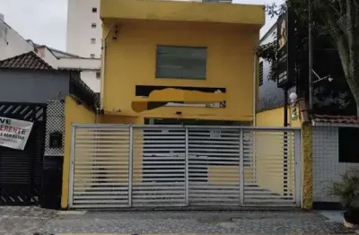 Casa comercial com 1 sala para alugar na Aparecida, Santos 