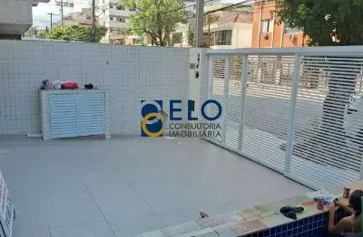 Casa à venda em santos-sp, no embaré, com 3 quartos, 1 suíte, 1 sala, 2 banheiros, 2 vagas de garagem. confira!