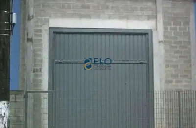 Galpão comercial de alto padrão para locação em santos-sp, bairro paquetá: 3 salas, 3 banheiros, 240m² de área.