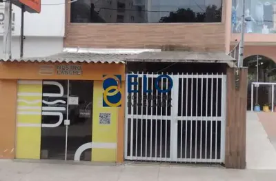 R$ 4.800. Casa para Locação em Santos-SP, Bairro Gonzaga: 3 Quartos, 1 Sala, 3 Banheiros, Garagem e 140m² de Área