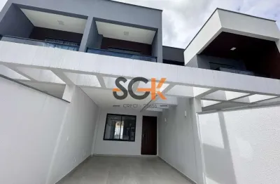 Sobrado Geminado Novo com Quintal Amplo no Bom Retiro | 3 Dormitórios (1 Suíte) e 2 Vagas