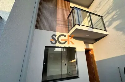 Casa geminada à venda - conforto e tranquilidade em bairro residencial