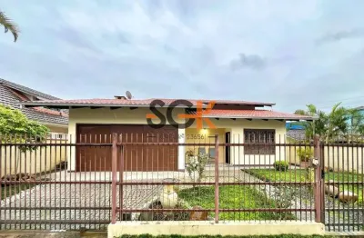 Seu refúgio completo no saguaçu ? casa ampla com piscina, home office e localização privilegiada!