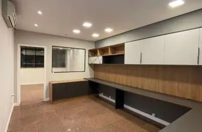 Sala comercial à venda na Avenida Copacabana, 177, Dezoito do Forte Empresarial/Alphaville., Barueri