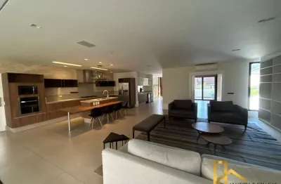 Casa em condomínio fechado com 4 quartos para alugar na Alameda Bélgica, Alphaville Residencial Um, Barueri