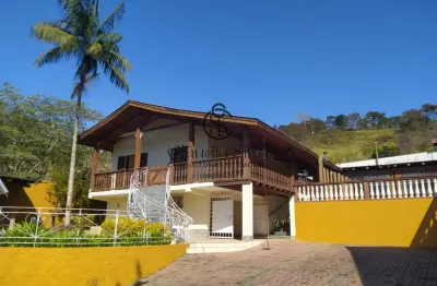 Viva com vista privilegiada: casa dos sonhos em santo antônio do pinhal!