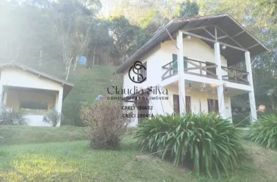 Casa com terreno: oportunidade imperdível de investimento!