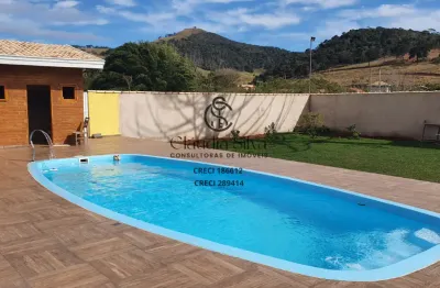 Chácara completa em sapucaí mirim com piscina, área gourmet e hidromassagem