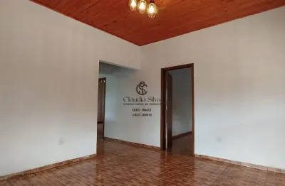 Casa com 1 suíte, 1 quarto e vista para as montanhas da serra da mantiqueira