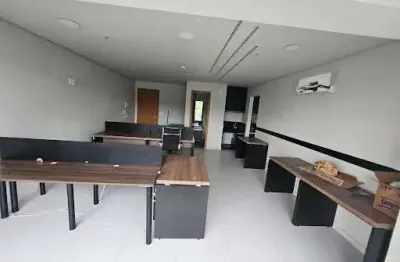 Sala comercial com 1 sala à venda na Avenida Salgado Filho, 2120, Cidade Maia, Guarulhos