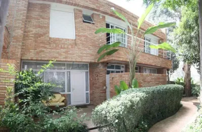 Casa com 4 quartos para alugar no Alto da Boa Vista, São Paulo 